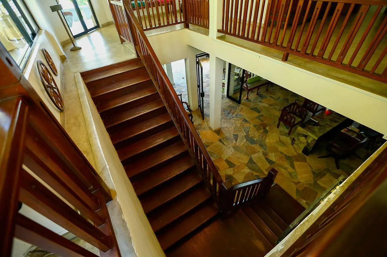 Hotel Brookside Nature Resort Wattegama